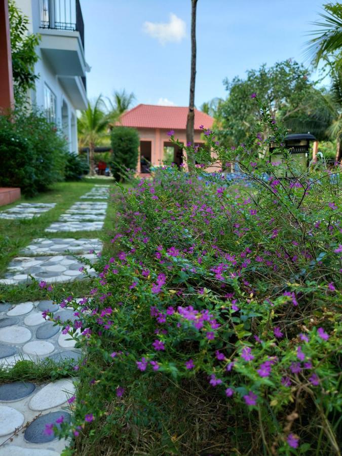 Anan Boutique Bungalows With Private Kitchen Дуонг-Донг Экстерьер фото