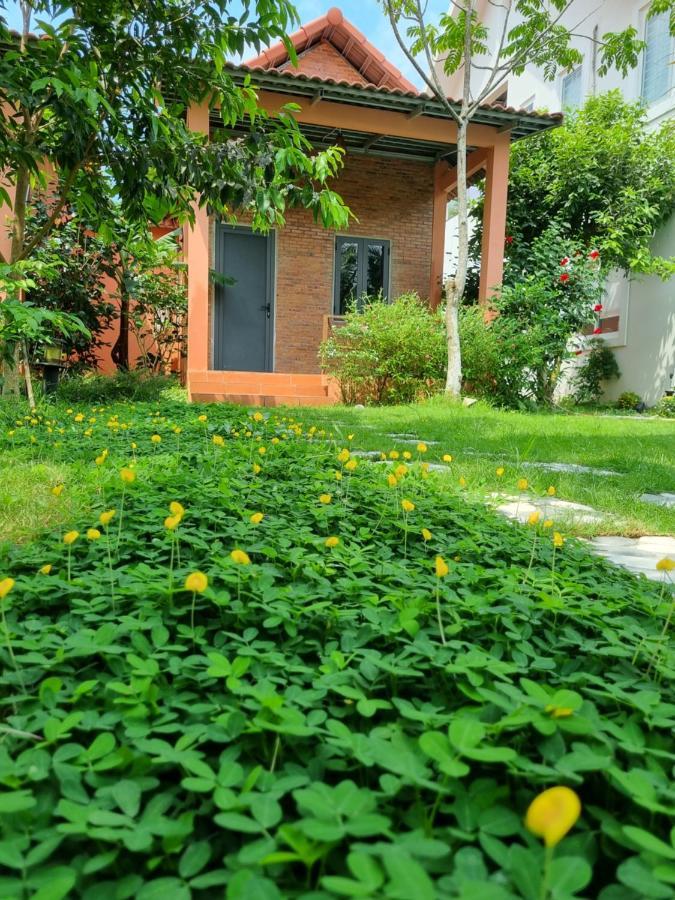Anan Boutique Bungalows With Private Kitchen Дуонг-Донг Экстерьер фото