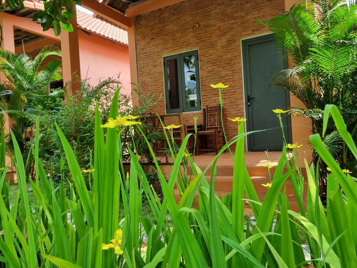 Anan Boutique Bungalows With Private Kitchen Дуонг-Донг Экстерьер фото