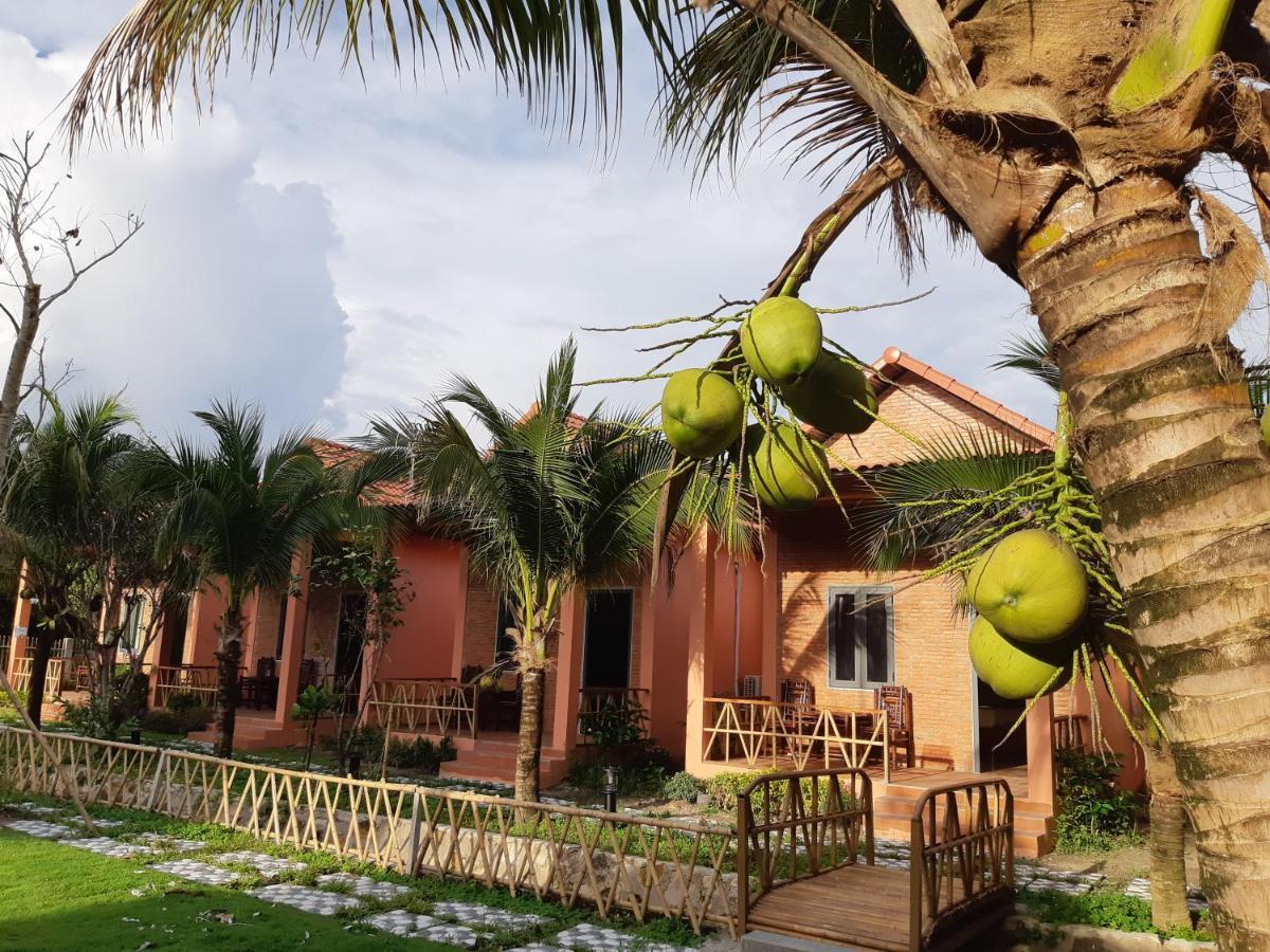 Anan Boutique Bungalows With Private Kitchen Дуонг-Донг Экстерьер фото